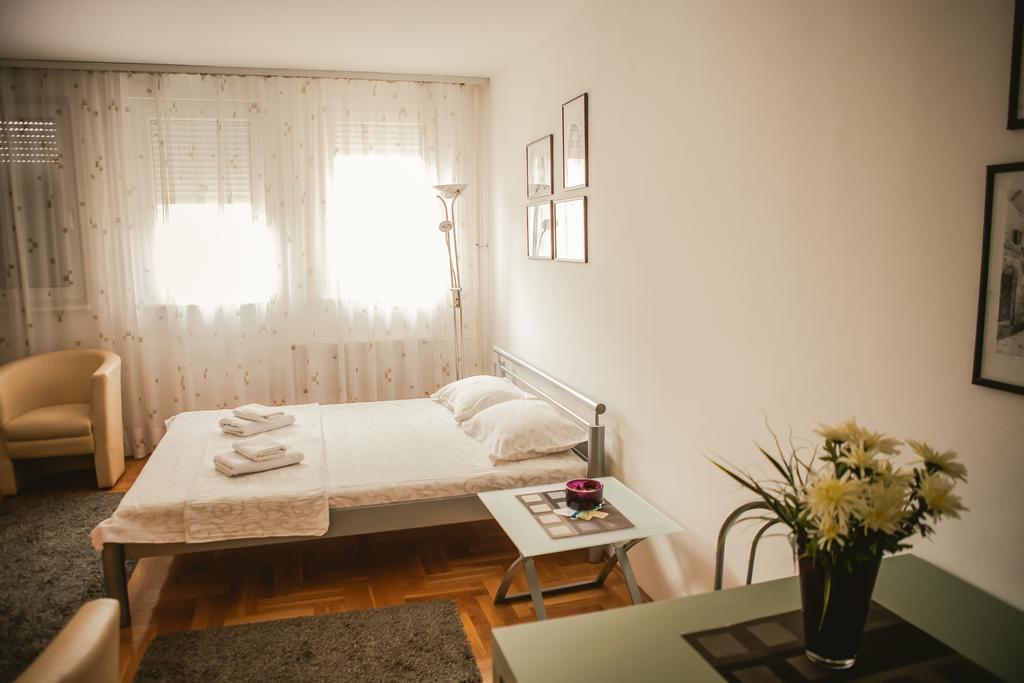 Apartment Stela ベオグラード エクステリア 写真